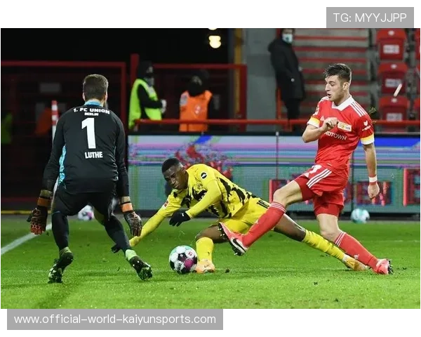 圣保利主帅战术：如何应对柏林